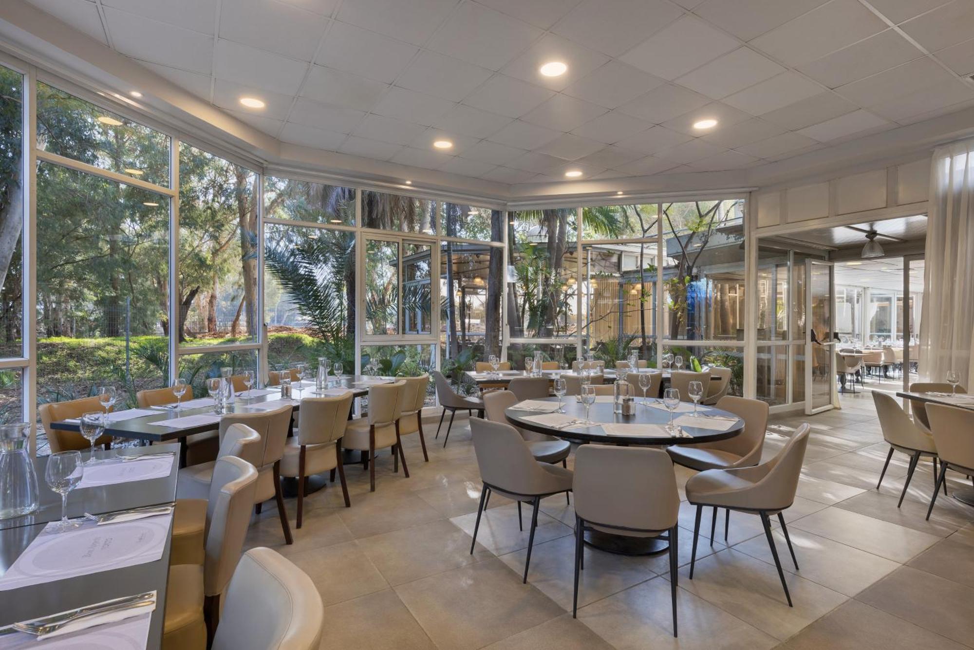 Kfar Maccabiah Business & Sport Hotel Ramat Gan Exterior photo