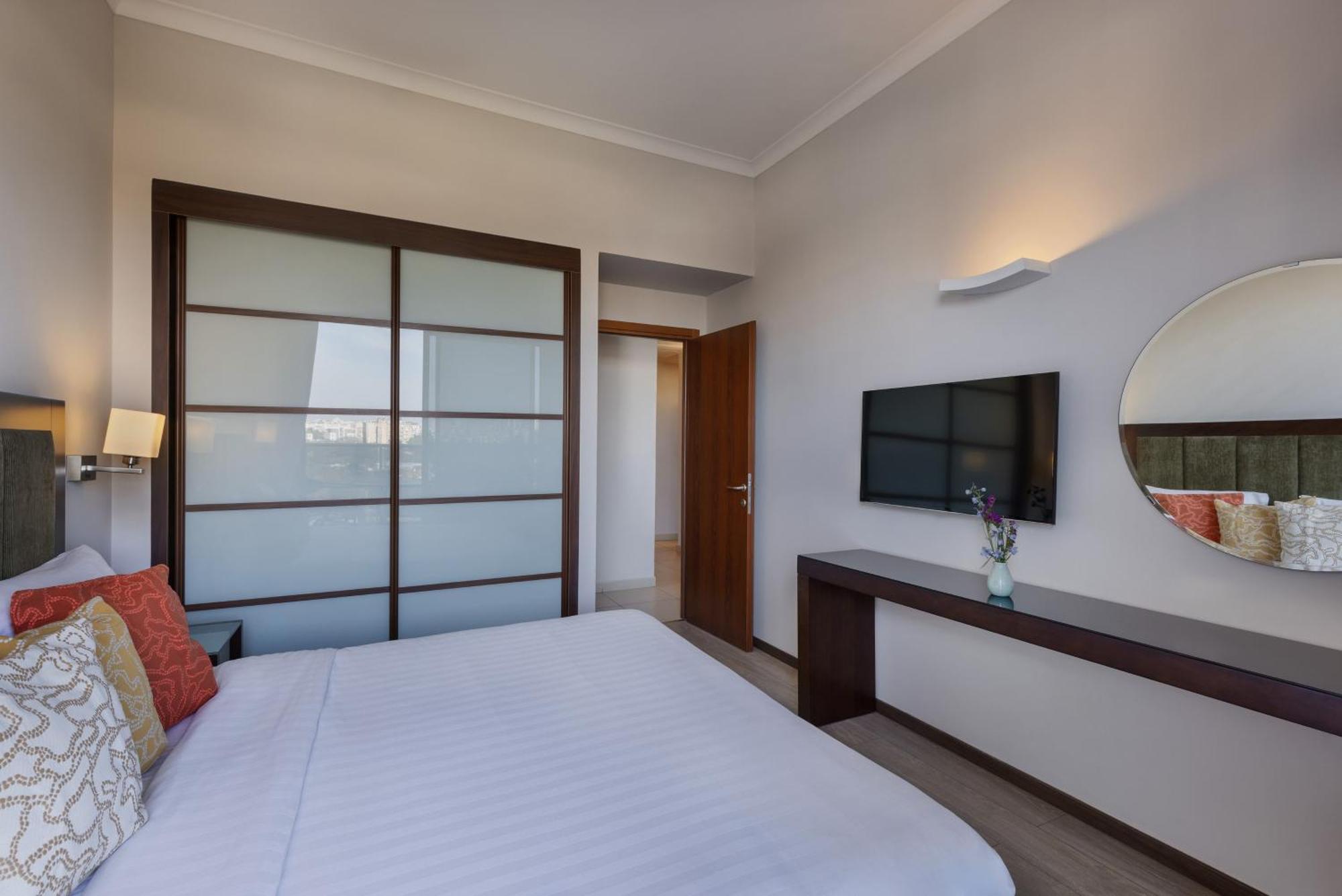 Kfar Maccabiah Business & Sport Hotel Ramat Gan Exterior photo