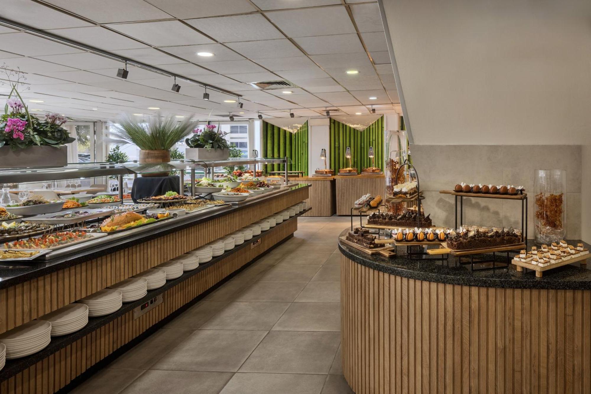 Kfar Maccabiah Business & Sport Hotel Ramat Gan Exterior photo